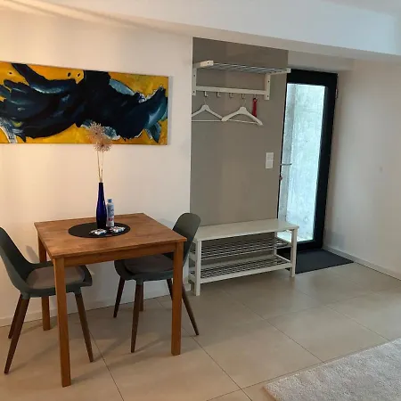 Gaesteapartment In 아파트 프랑크푸르트